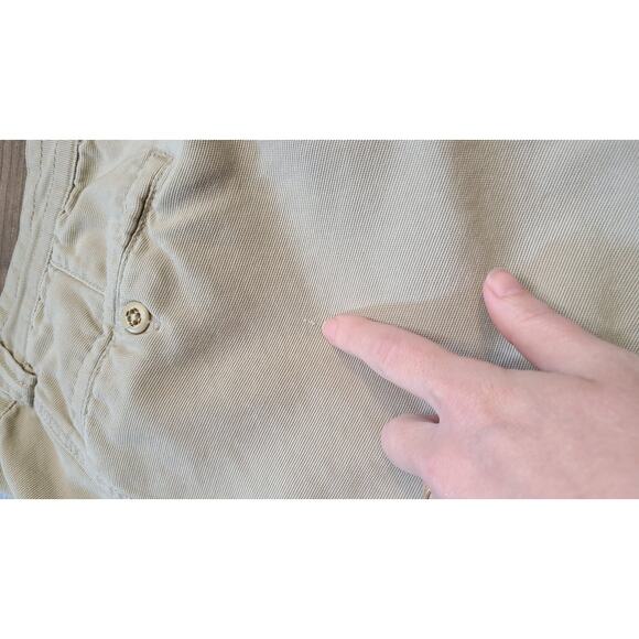 Relax Tommy Bahama  Shorts Men 38 Beige Cargo Relaxed Tencel Beach Travel Casual - Picture 3 of 7
